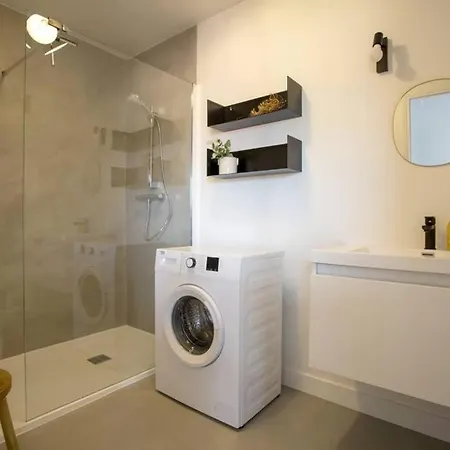 Juan Les Pins, Pres De La *