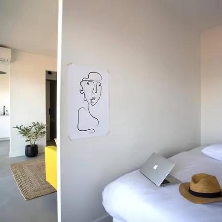 Juan Les Pins, Pres De La Antibes