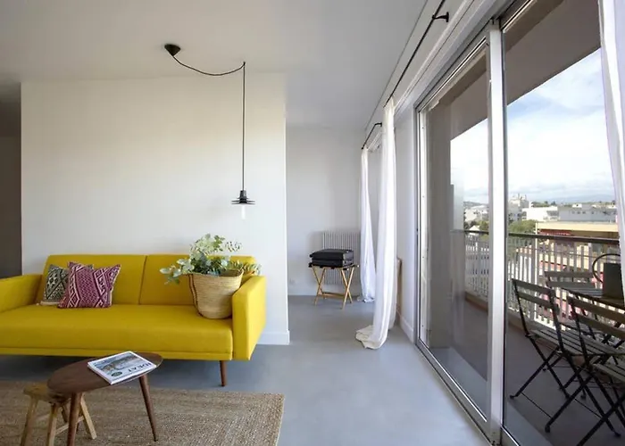 Apartment Juan Les Pins, Pres De La Antibes