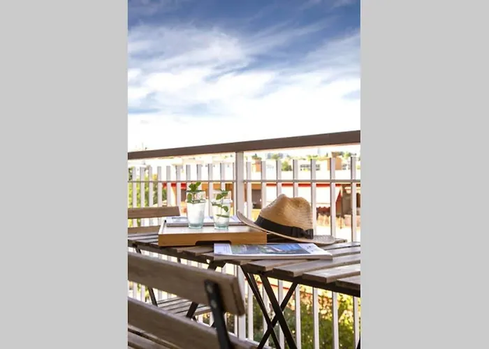 Juan Les Pins, Pres De La