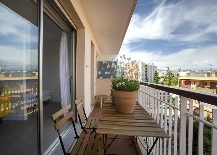 Juan Les Pins, Pres De La