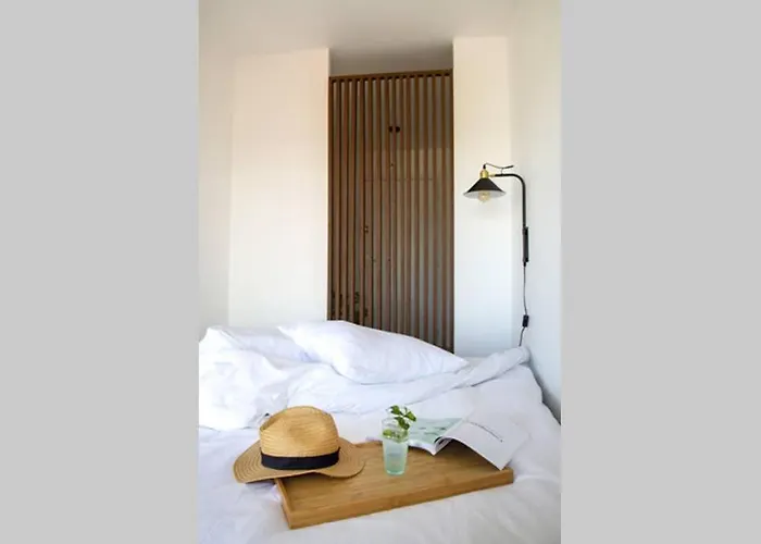 Apartment Juan Les Pins, Pres De La Antibes