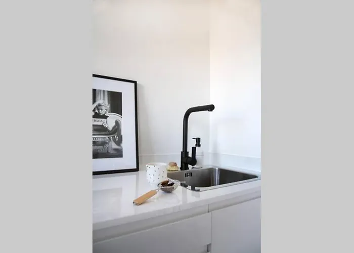 Juan Les Pins, Pres De La * Αντίμπ